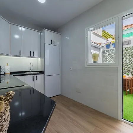 Casa Augusto - Junto Al Teatro Romano, Con Garaje ميريذا