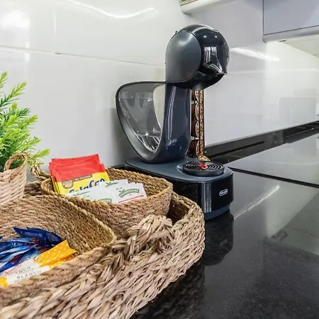Casa Augusto - Junto Al Teatro Romano, Con Garaje Hébergement de vacances