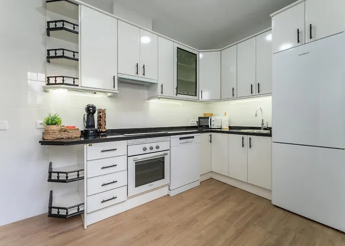 Casa Augusto - Junto Al Teatro Romano, Con Garaje *