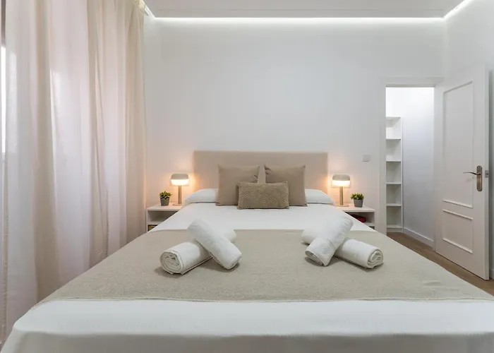 Casa Augusto - Junto Al Teatro Romano, Con Garaje Сasa de vacaciones