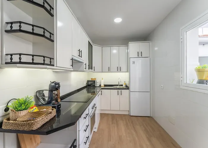 Дом отдыха Casa Augusto - Junto Al Teatro Romano, Con Garaje