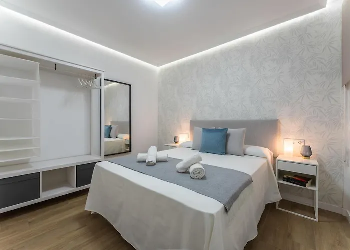 Casa Augusto - Junto Al Teatro Romano, Con Garaje *